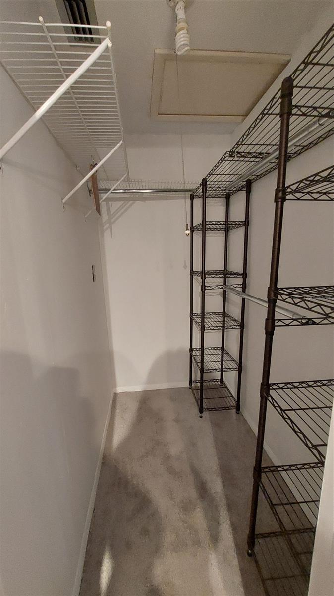 Walk in Closet