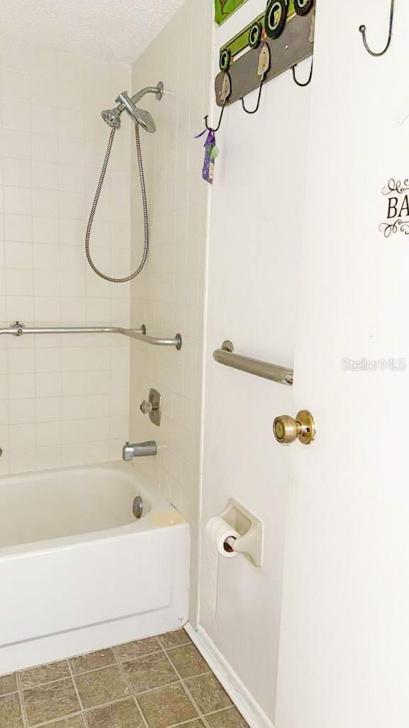 Second bathroom 2