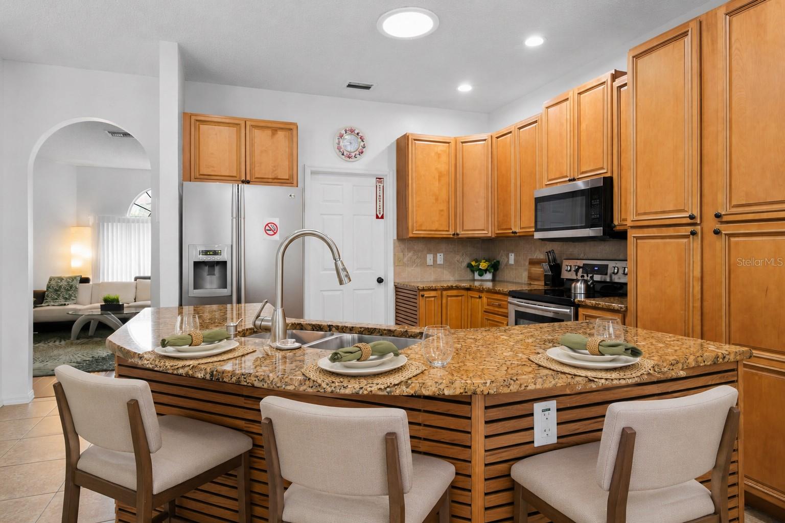 Upgraded Kitchen With Granite & Wood Cabs