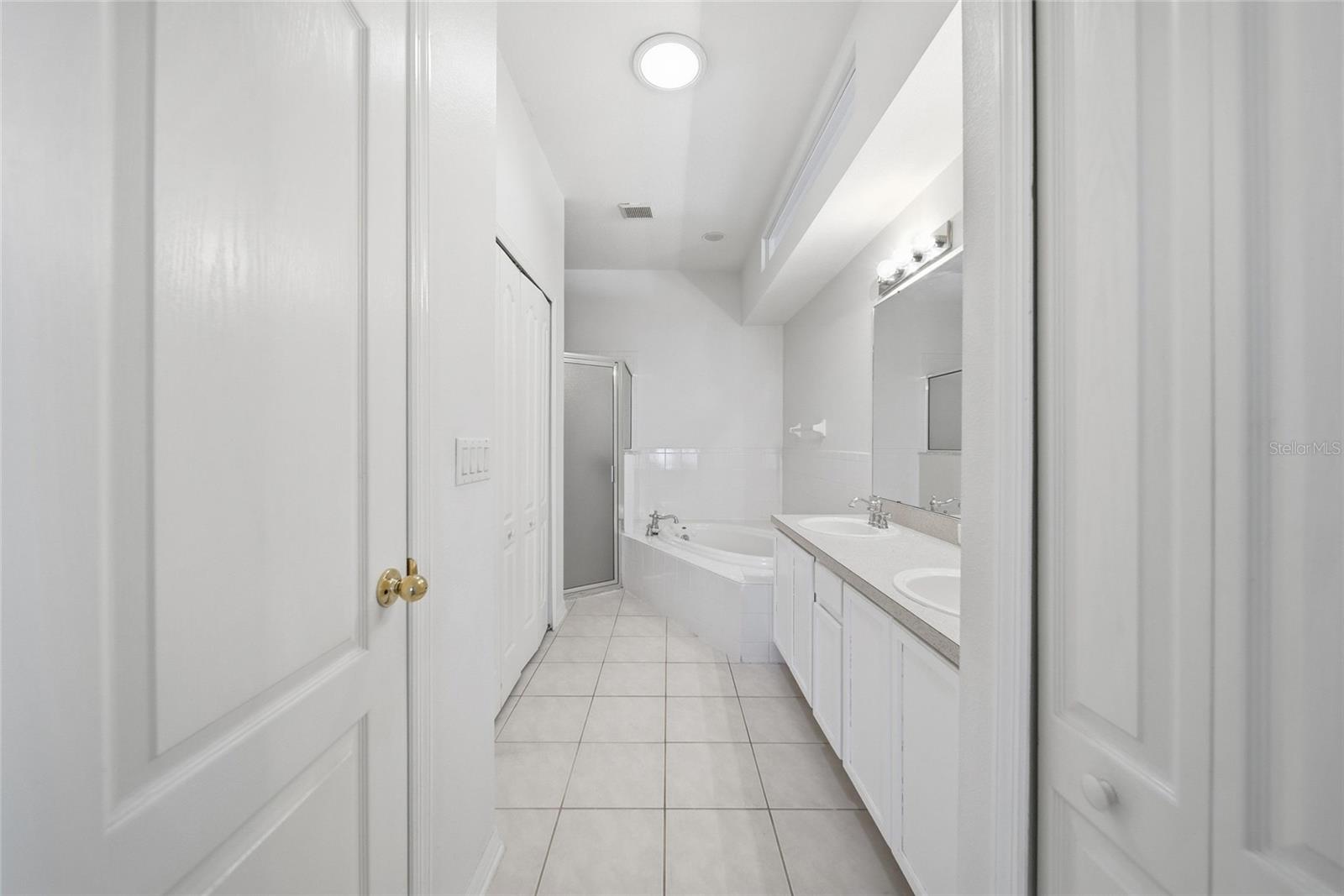Bathroom - Primary