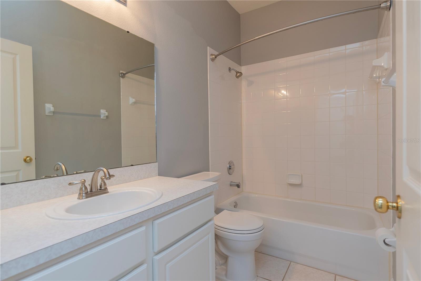 Bathroom 2.