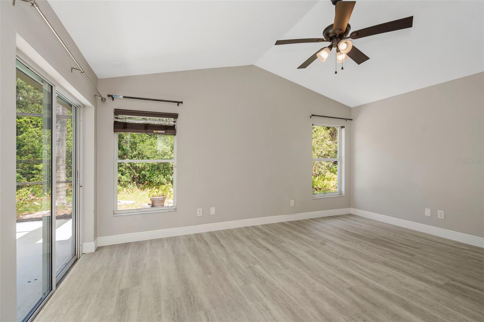Primary Bedroom - opens to the pool