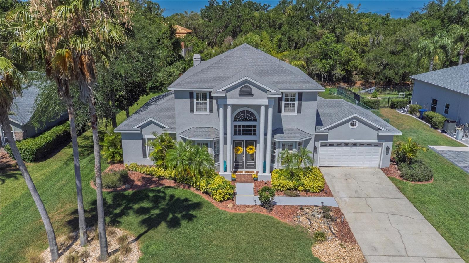 Welcome home to 2529 Shipston Ave!