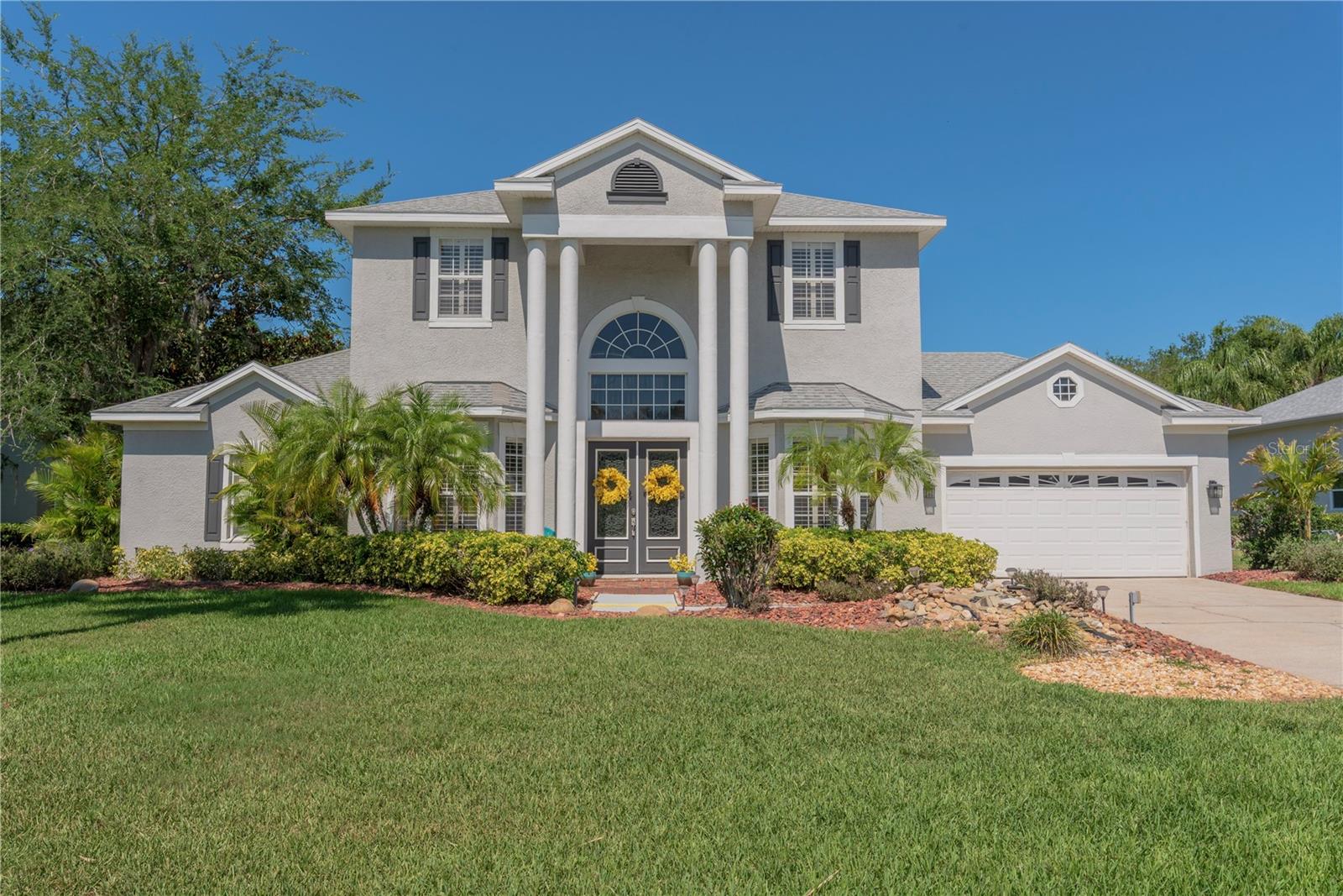Welcome home to 2529 Shipston Ave!