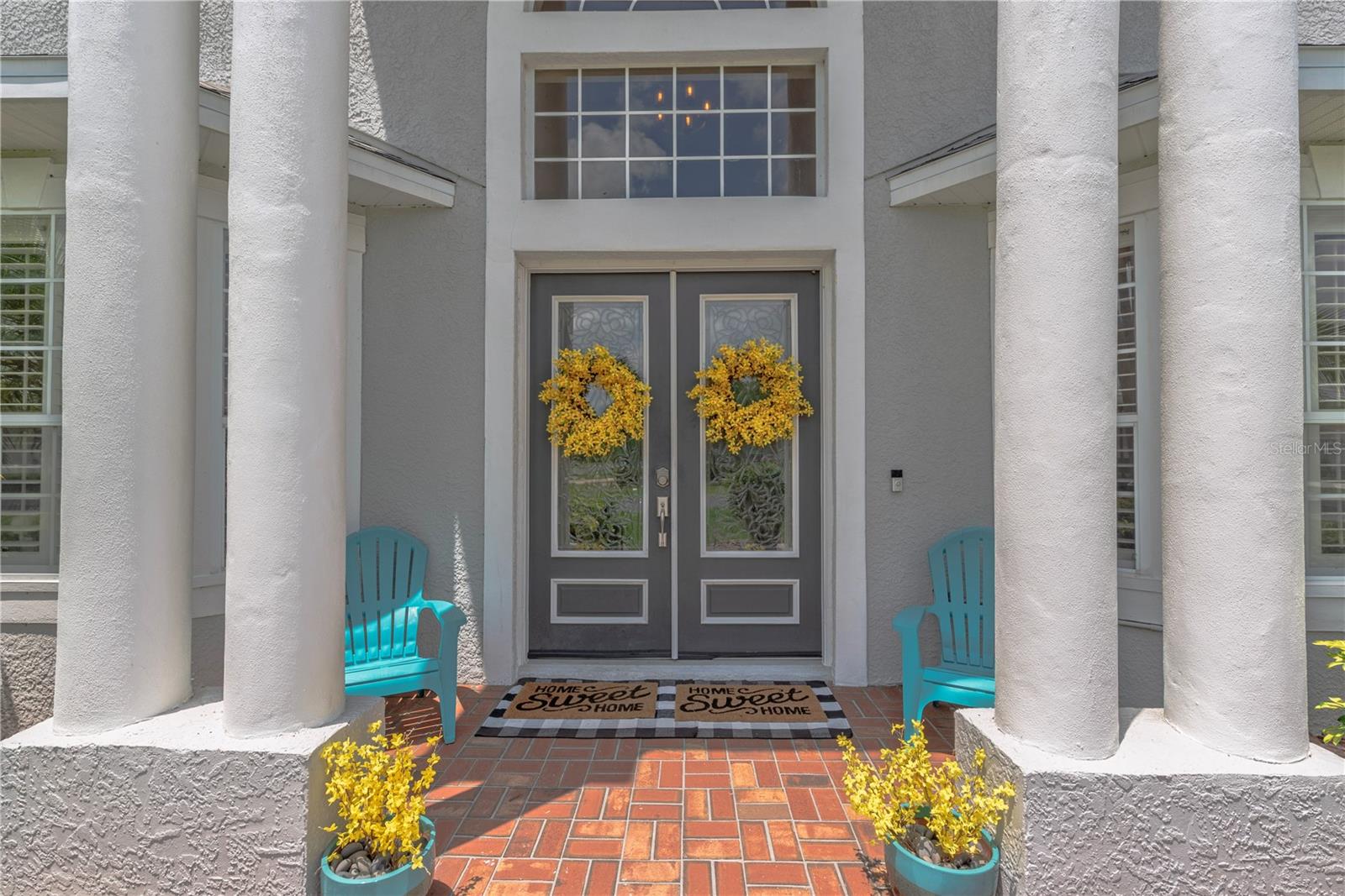 Welcoming front entrance.