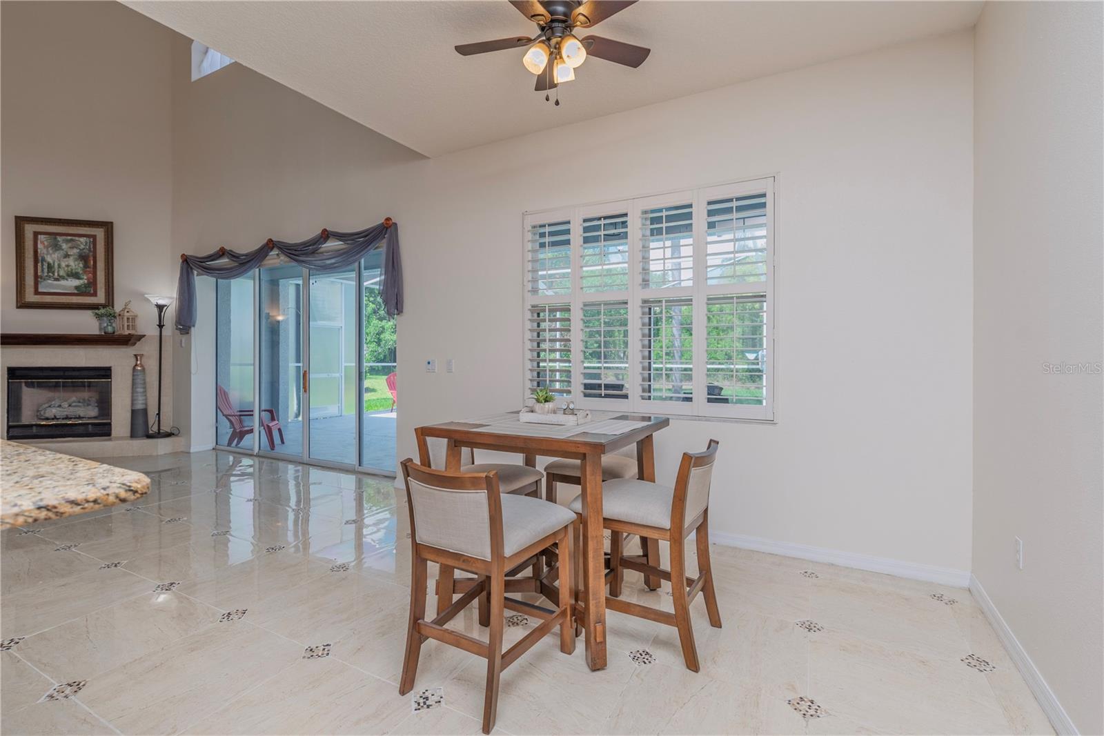 Dinette off of the kitchen.
