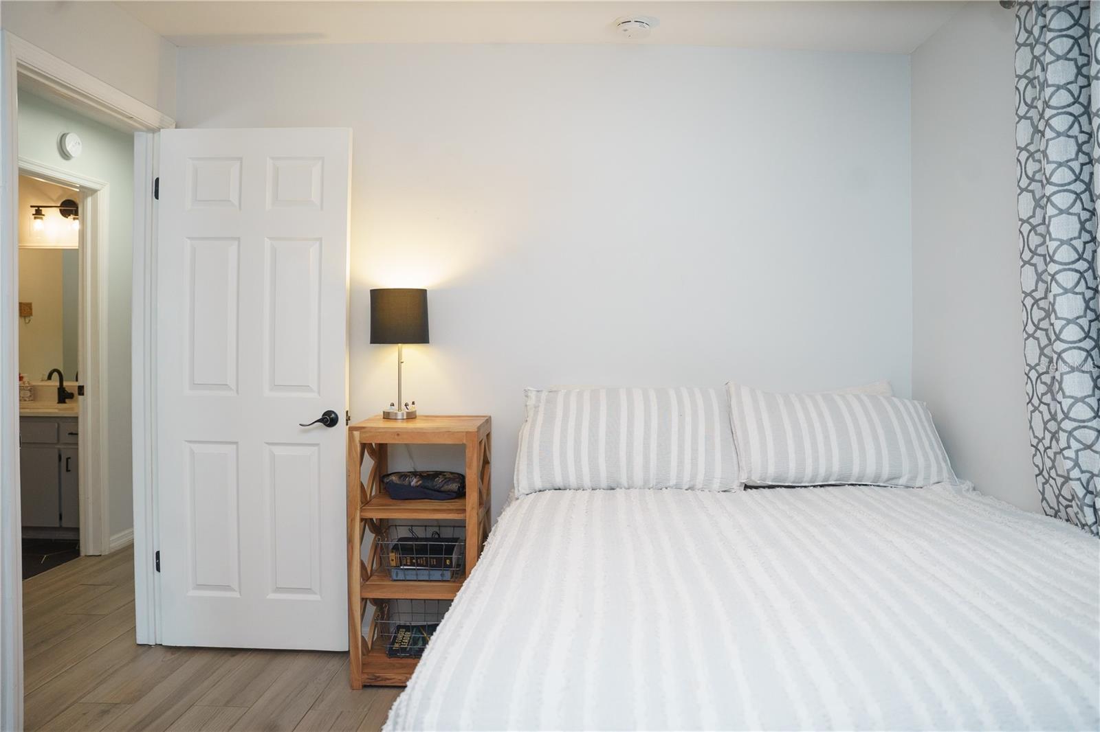 2 Bedroom