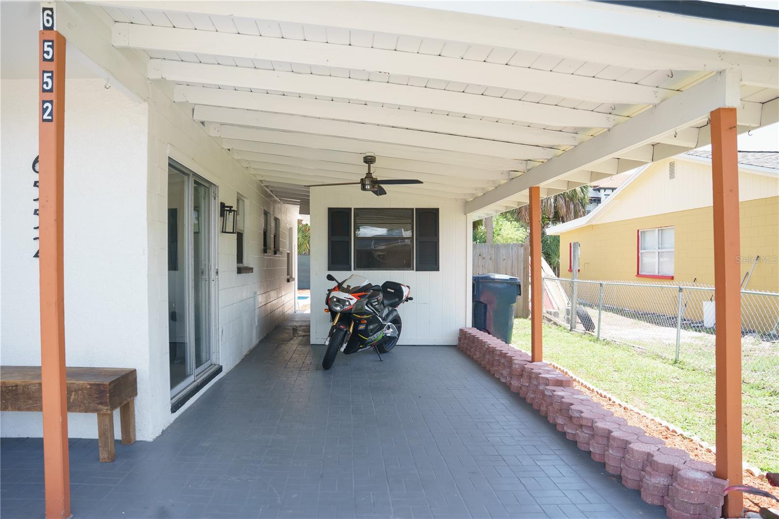 Carport