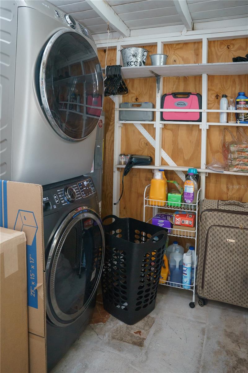 Laundry / Storage