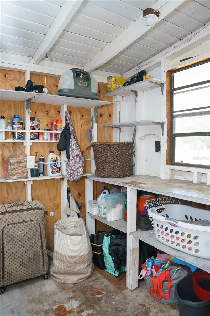 Laundry / Storage