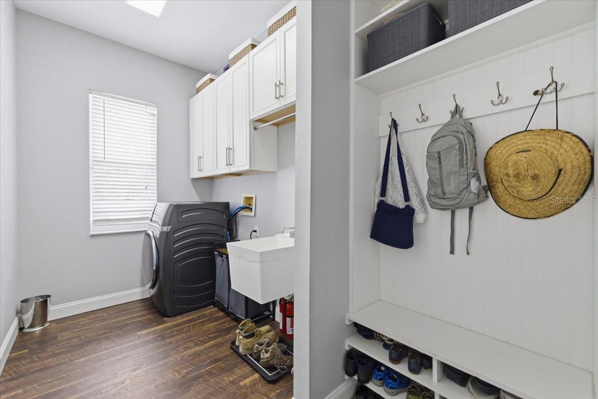 mudroom/laundry room