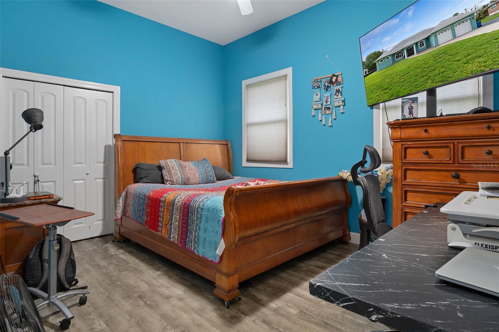 Guest bedroom