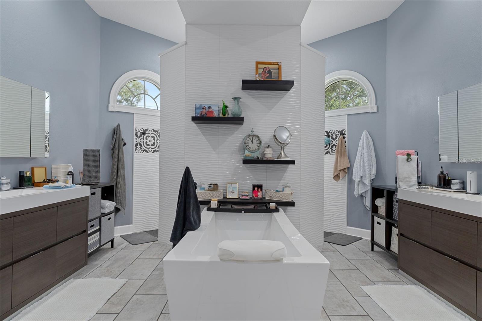 Oversize soaker tub primary bathroom