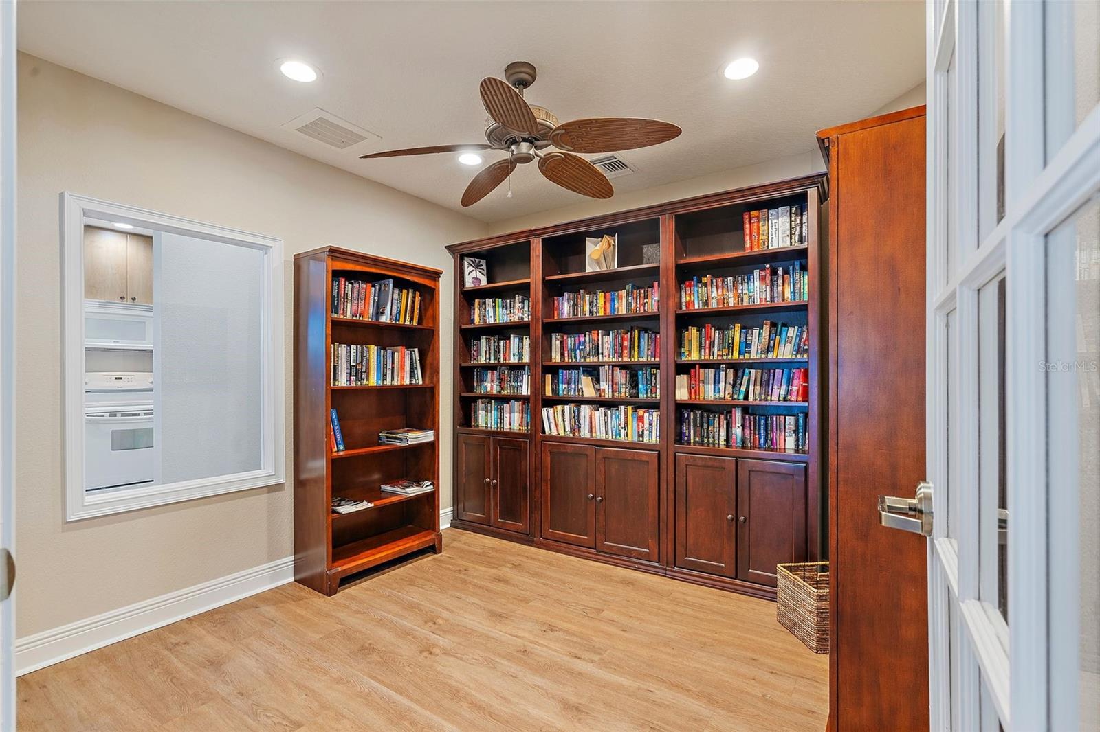 Clubhouse Library