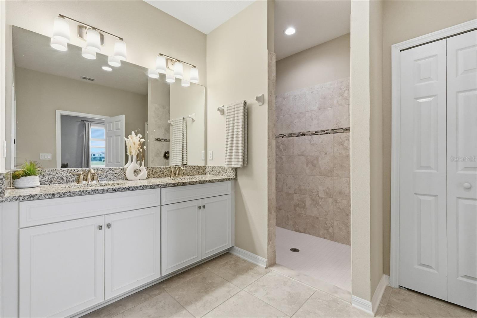 Primary bath