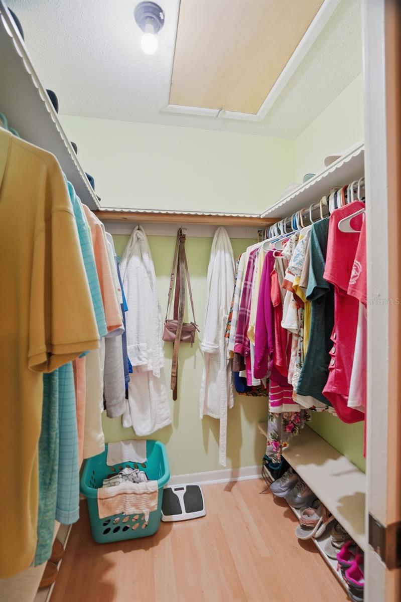 Walk-in closet