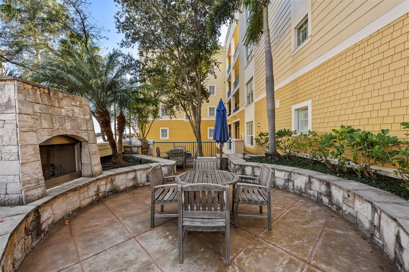 TB8512145