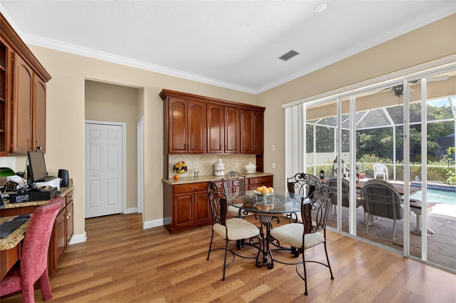 Breakfast Nook