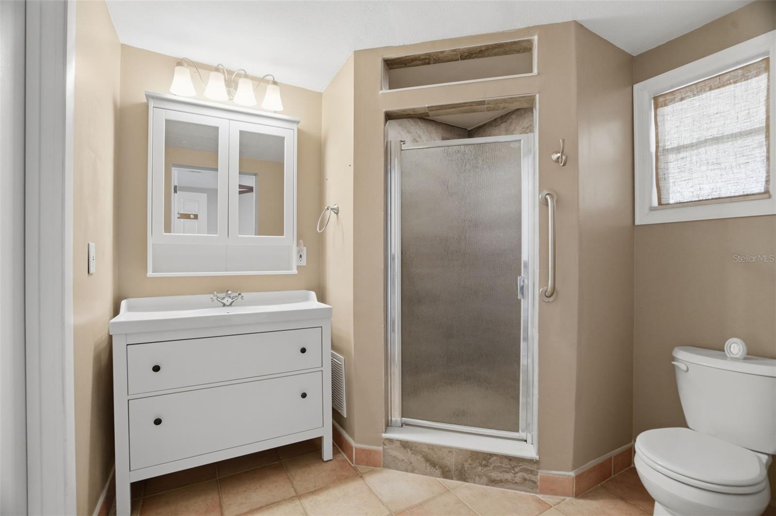 Primary bathroom ensuite