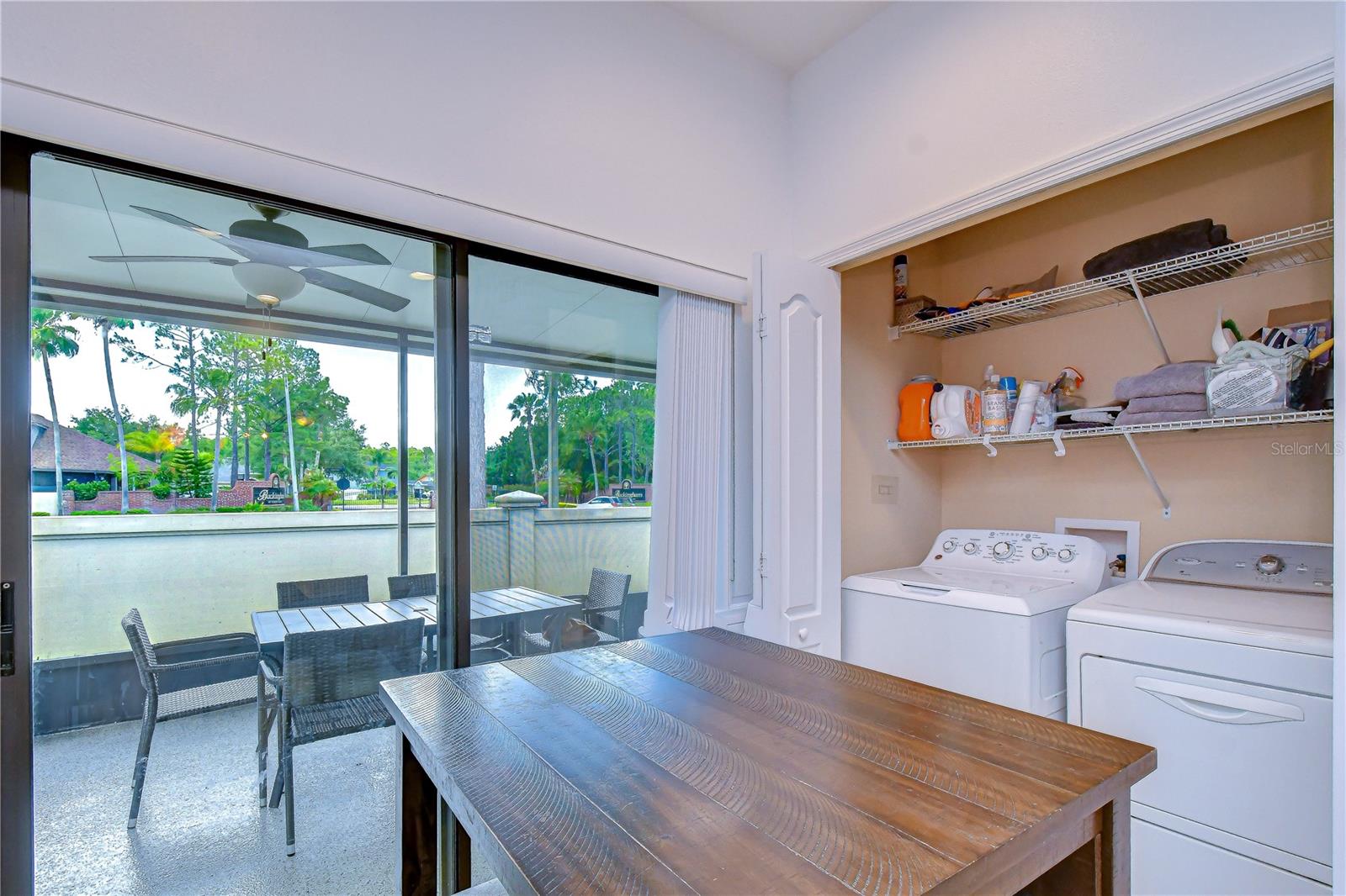 Laundry Closet With Washer/Dryer