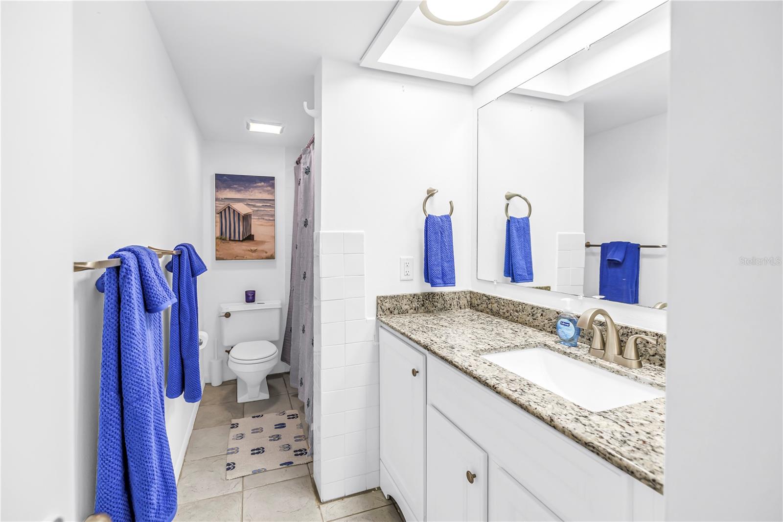 Full bathroom.