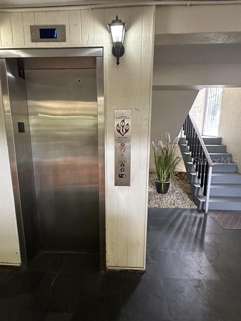 Lobby elevator