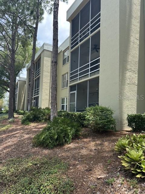 Lovely Sunset Park Condominiums!