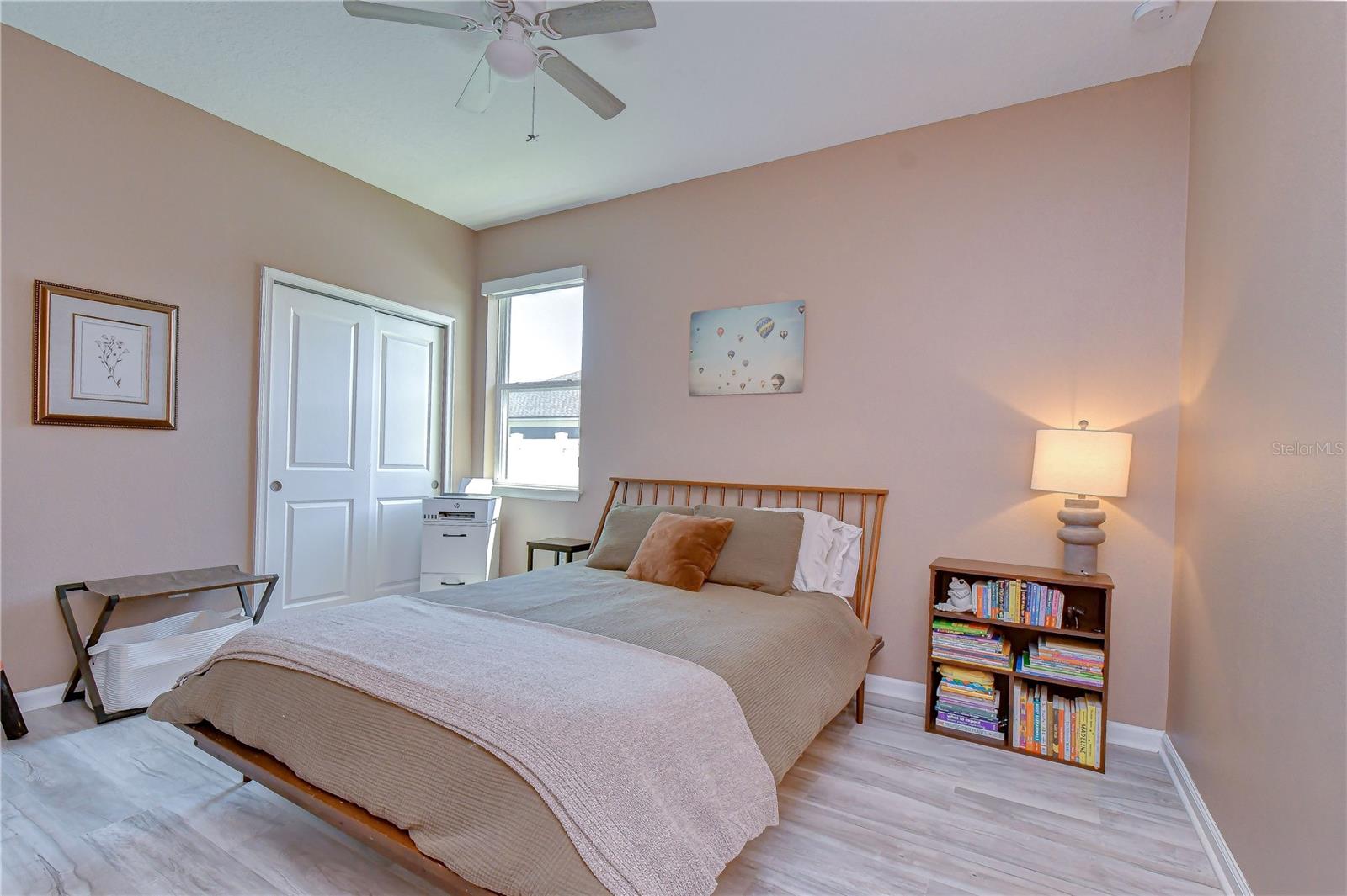 Spacious additional bedroom for family or guests