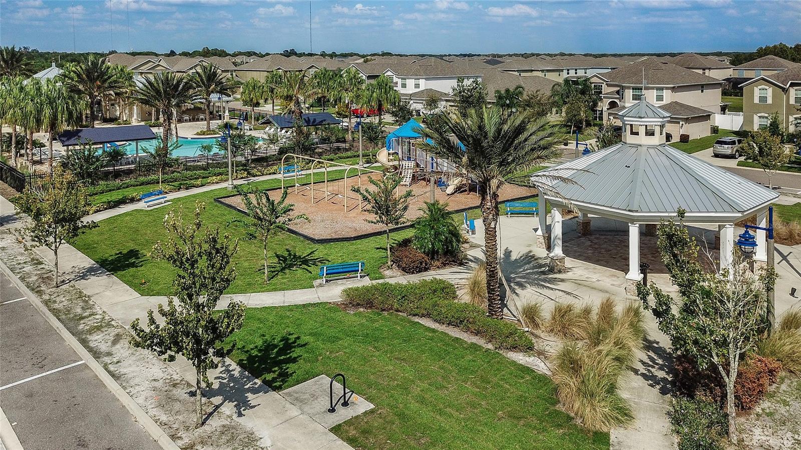 Exceptional blend of comfort, convenience, recreation, and water views in Riverview.