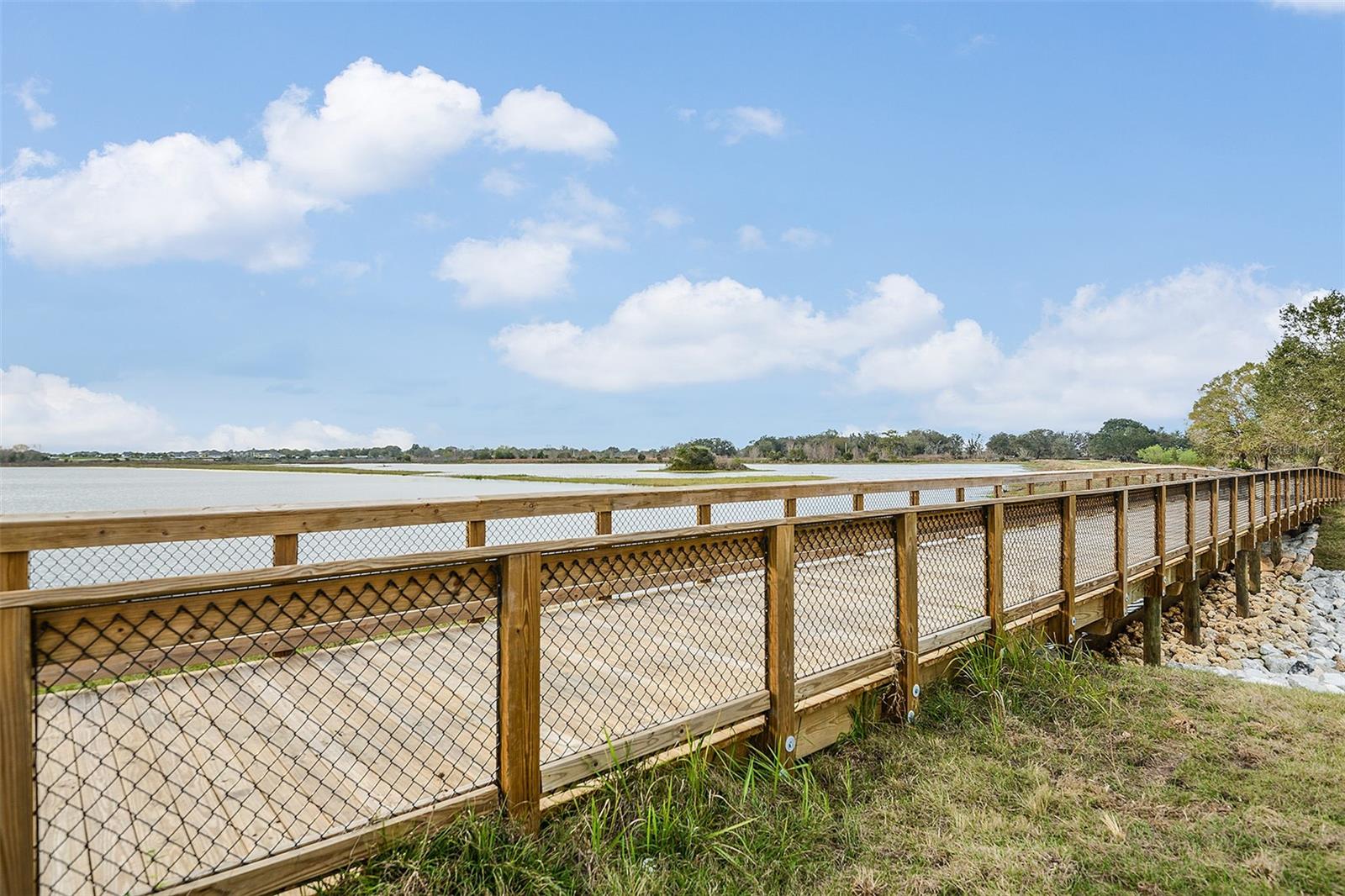 Scenic community boardwalk and nature walking trail.