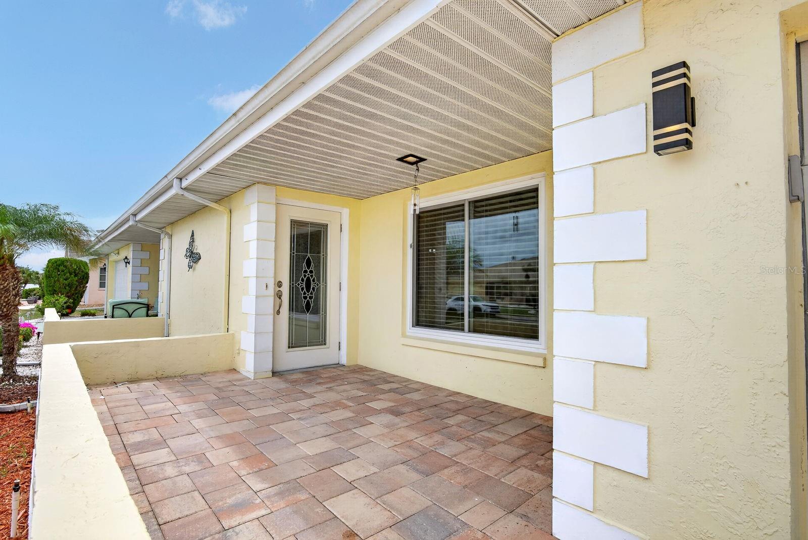 Front Porch with courtyard in front