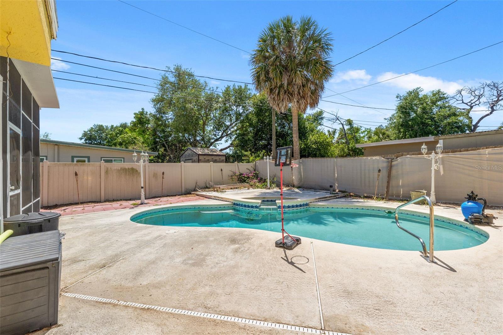 Pool