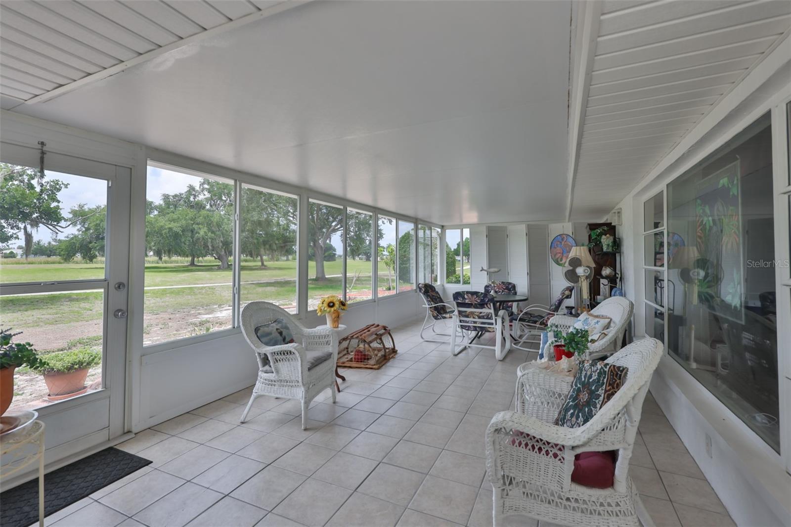 Covered & Enclosed Lanai, Great View of Open Green Space