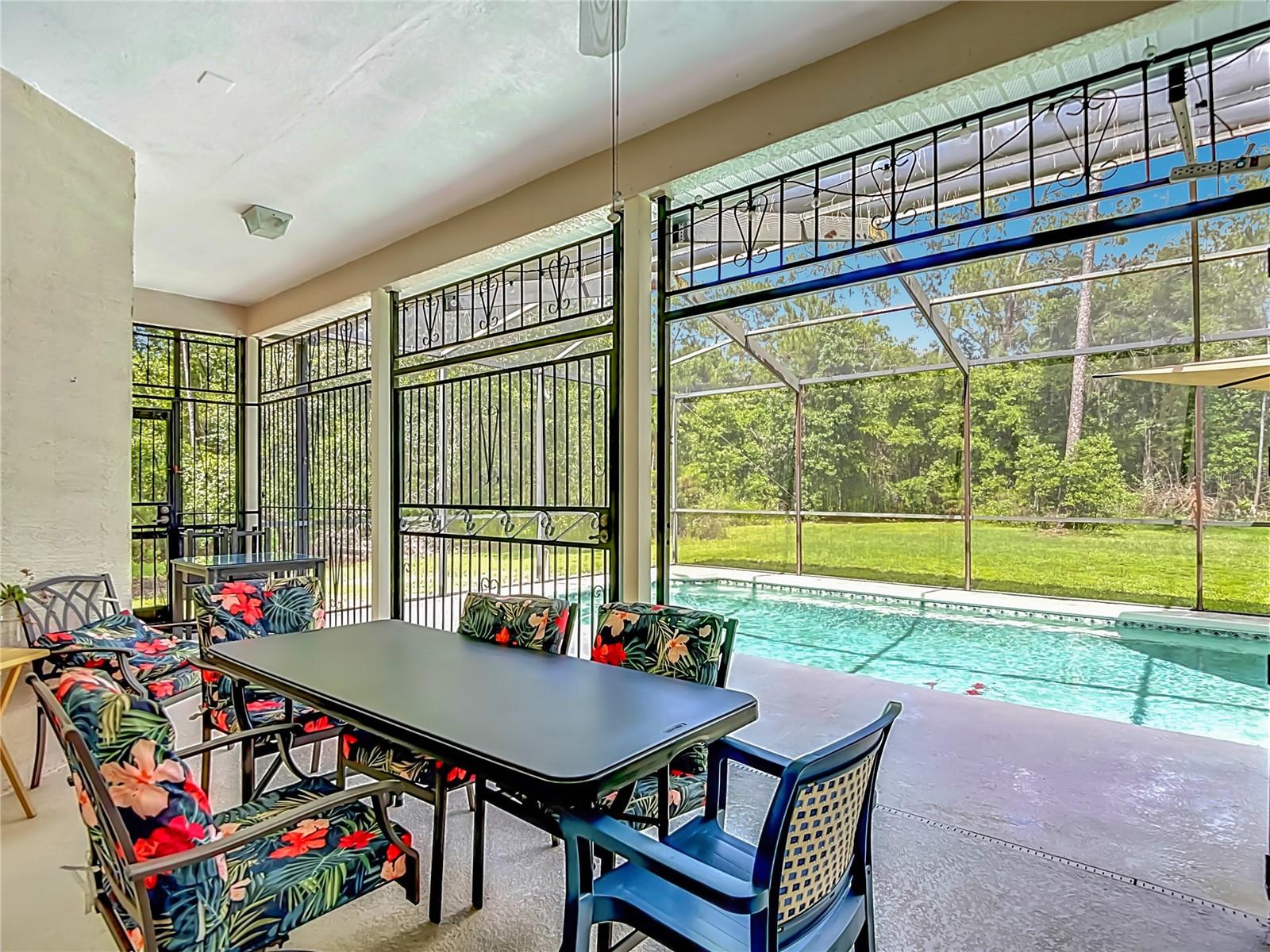 Screened lanai