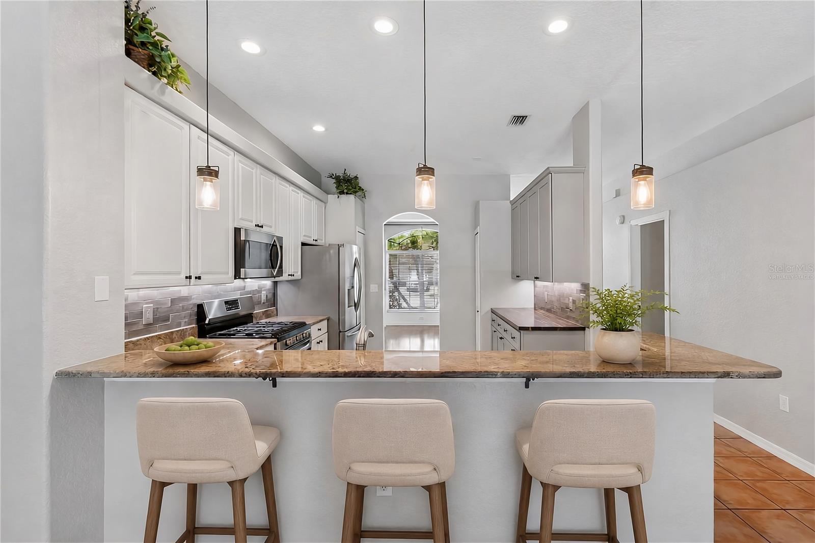 virtually staged - Kitchen