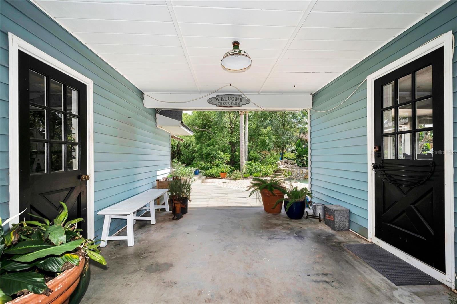 TB8512600