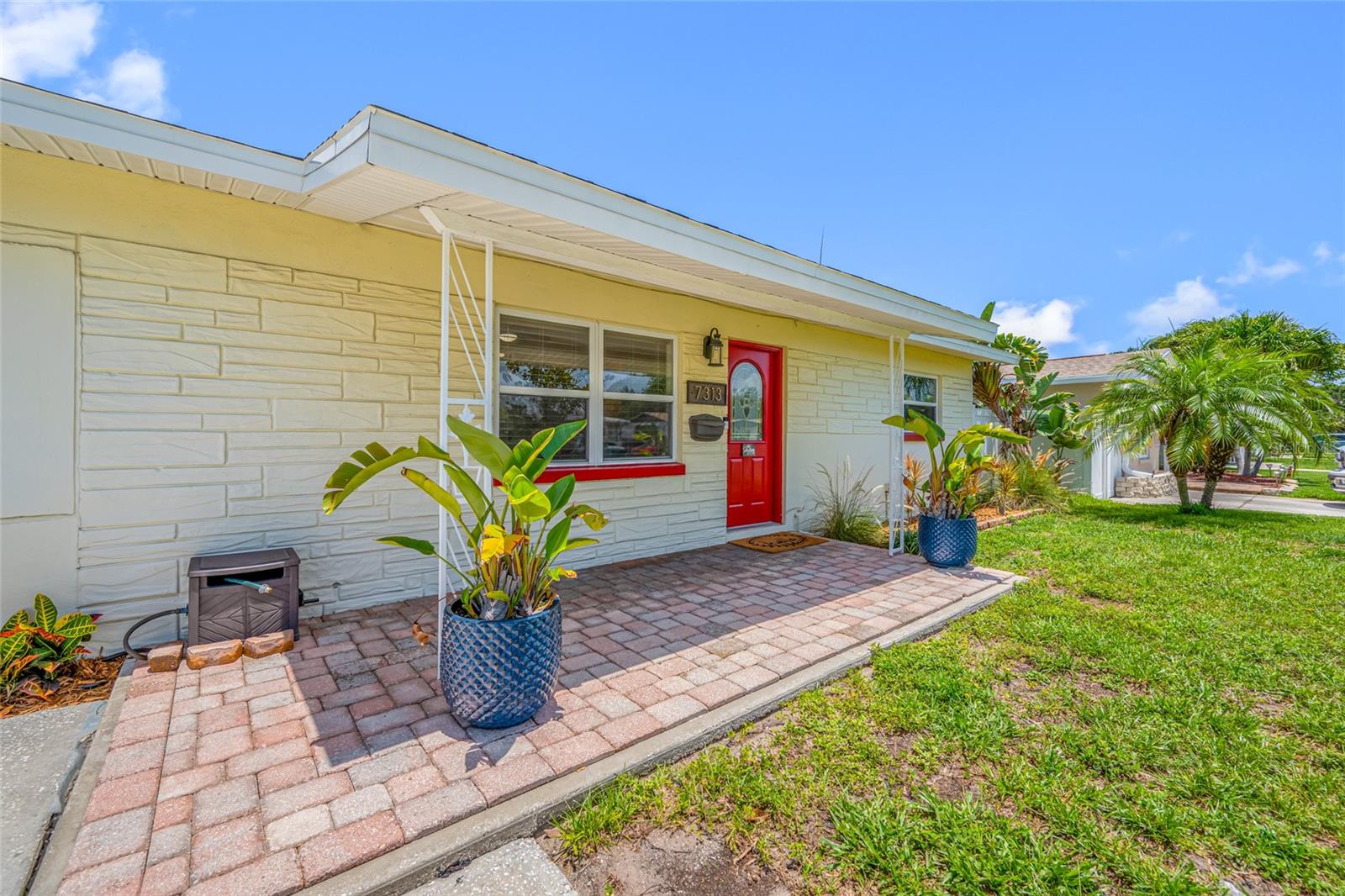 TB8512631
