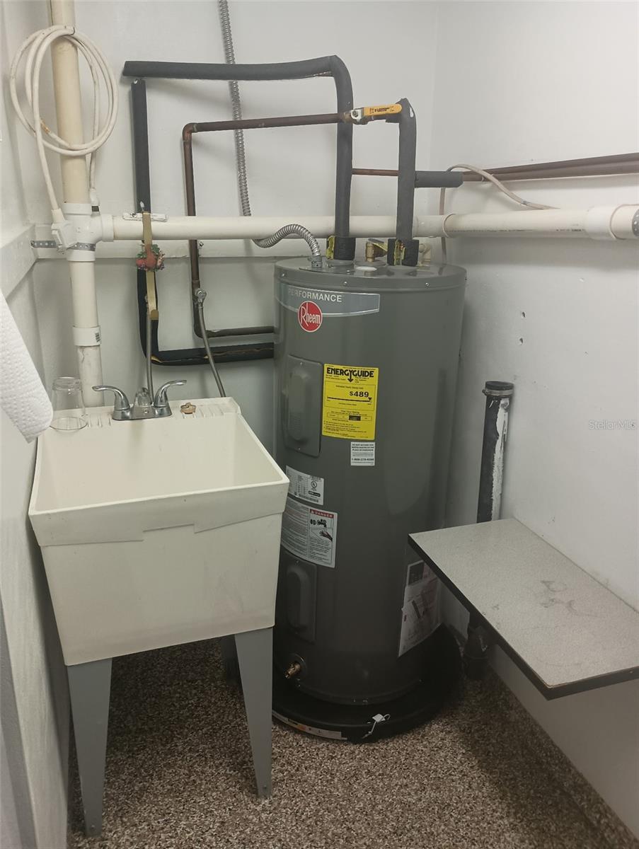 Installed yesterday- Brand New 40 Gallon Hot water Tank!!