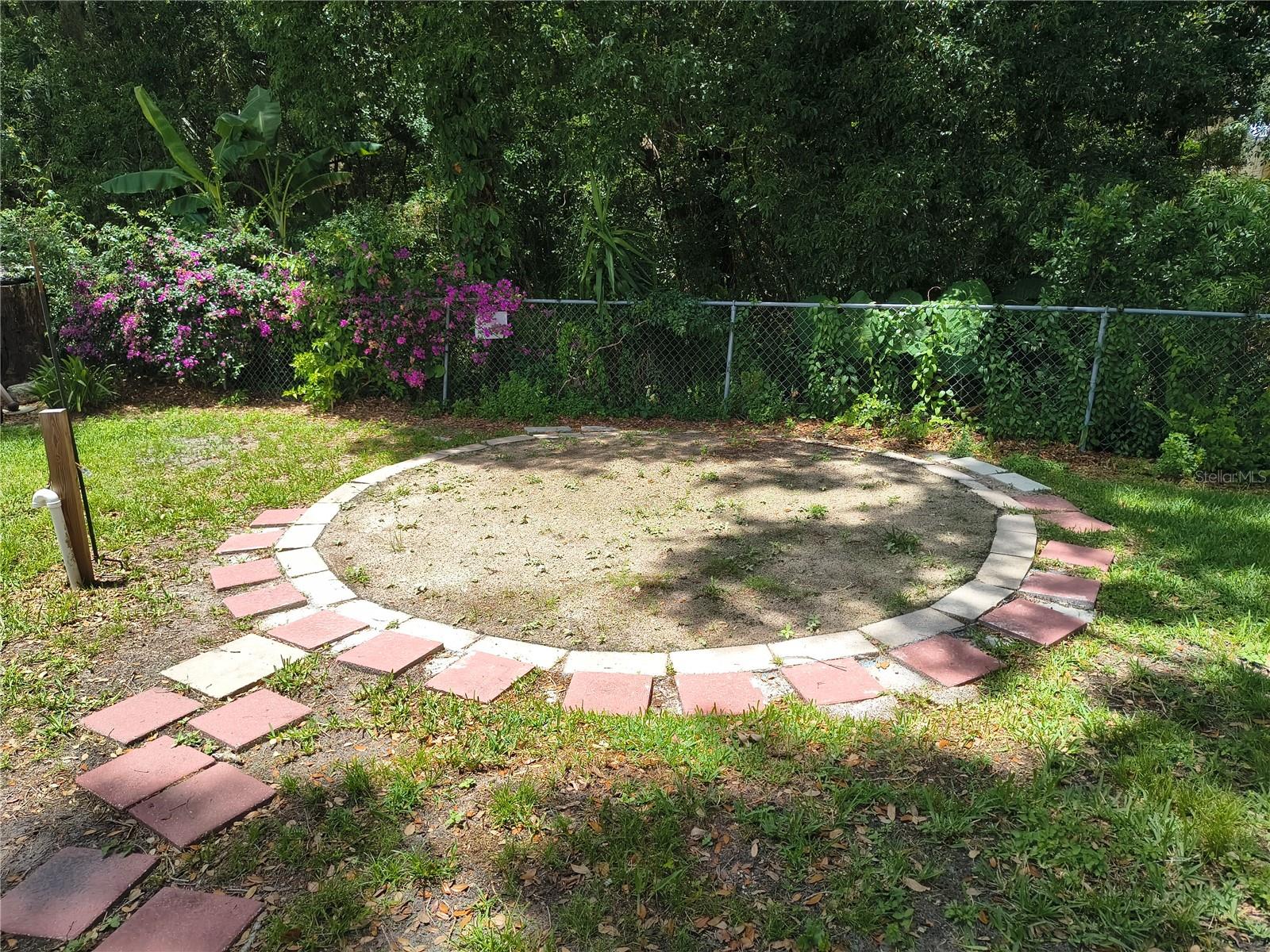 Previous Pool sat here.