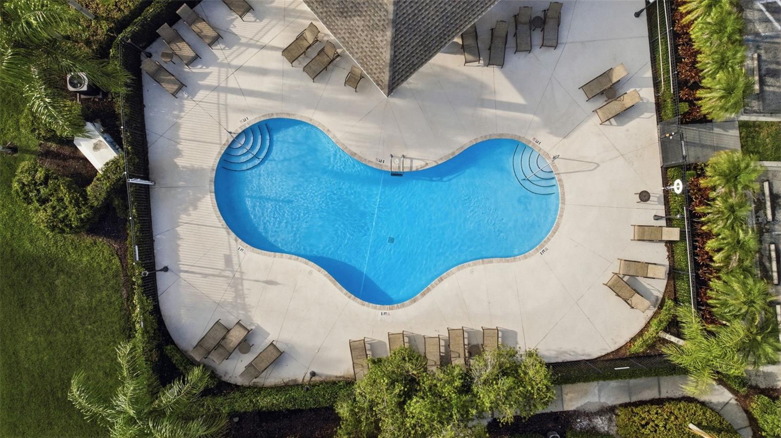 Community pool