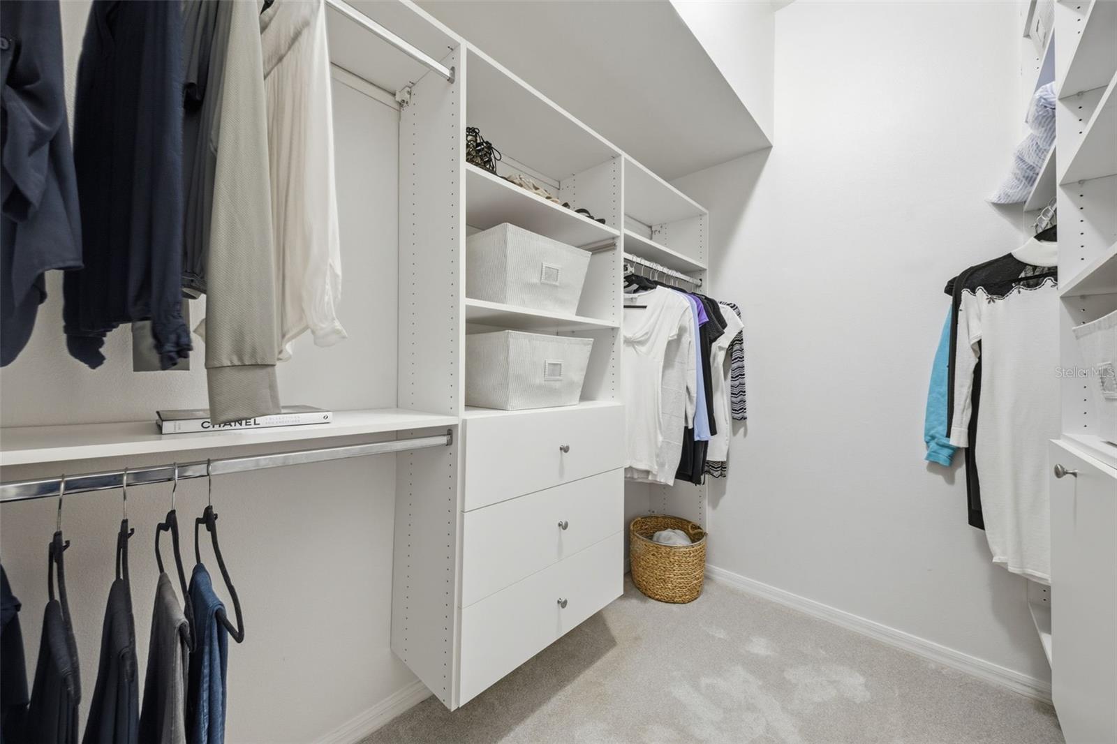 walk-in closet