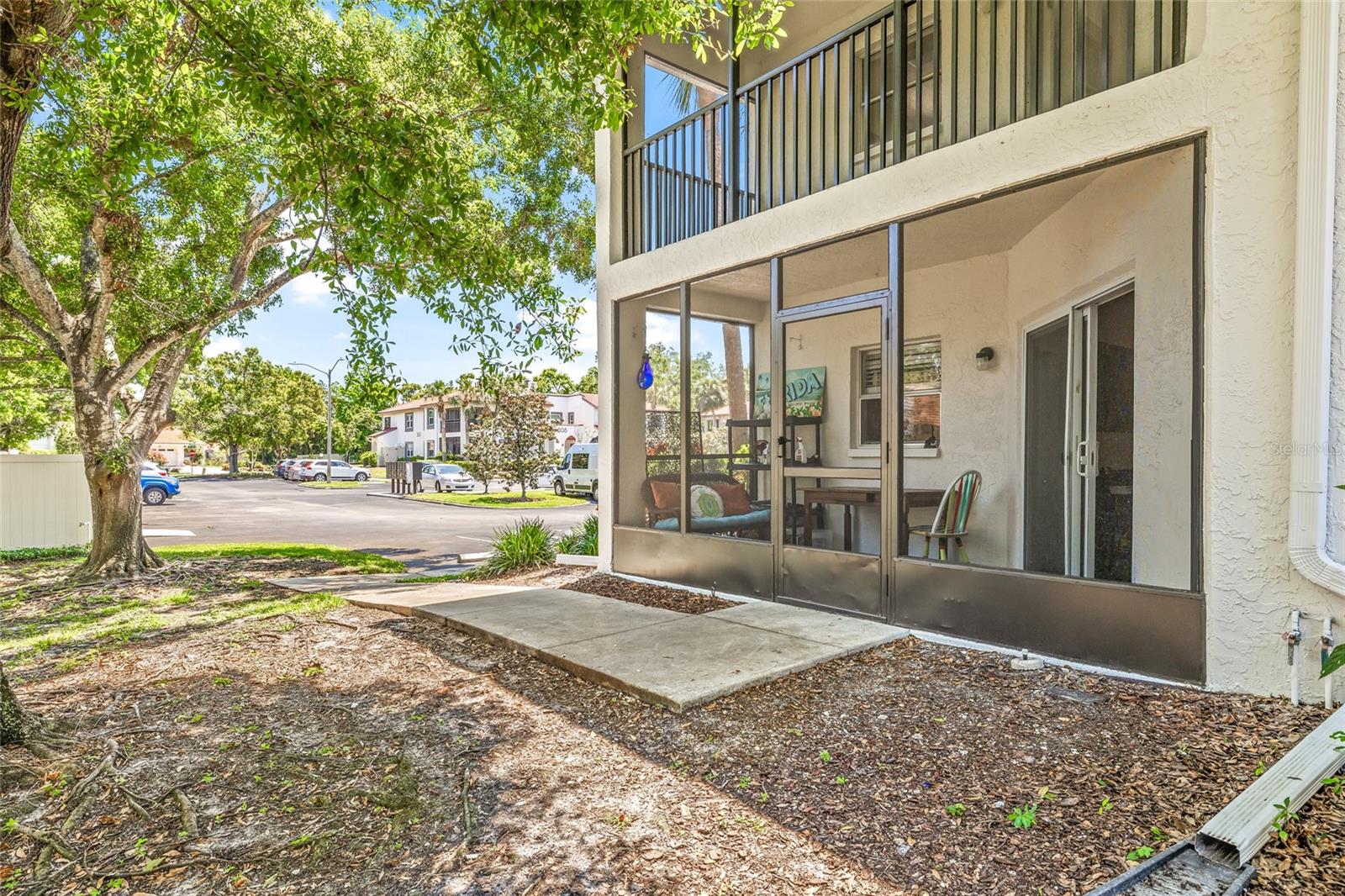 Commonground greenspace for your enjoyment while on the screened porch.