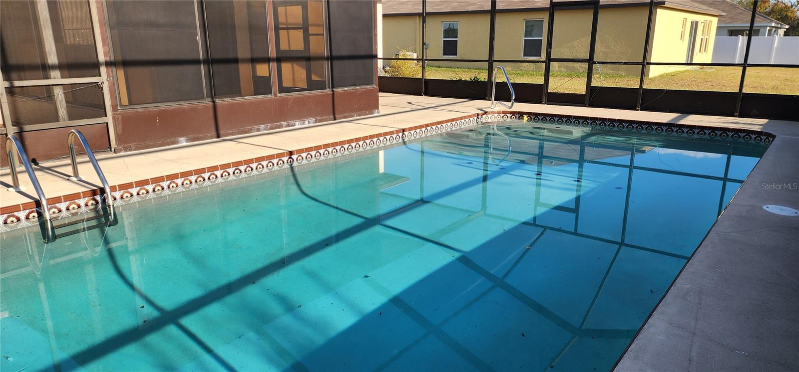 SCREENED LANAI/SALTWATER POOL