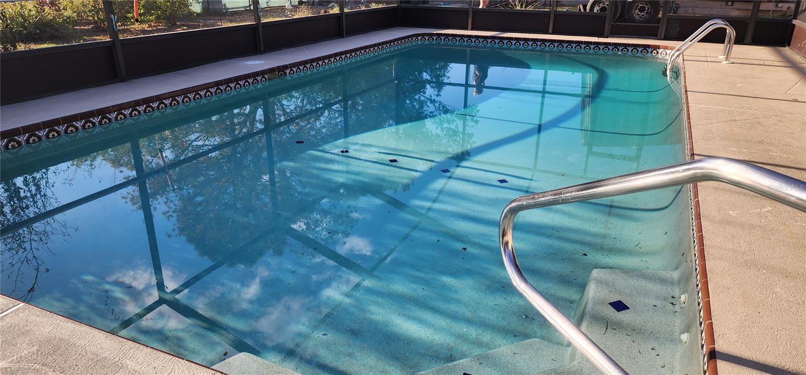 SCREENED LANAI/SALTWATER POOL