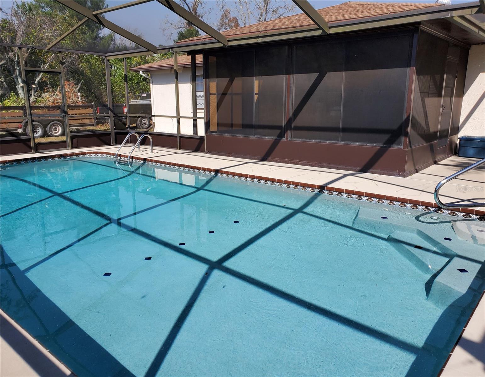 SCREENED LANAI/SALTWATER POOL