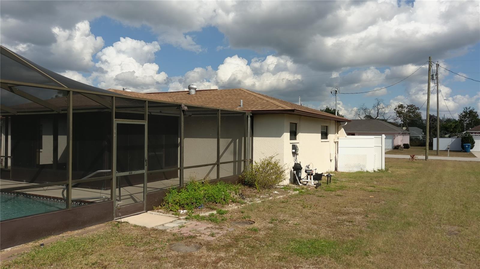 VIEW OF EXTERIOR SIDE