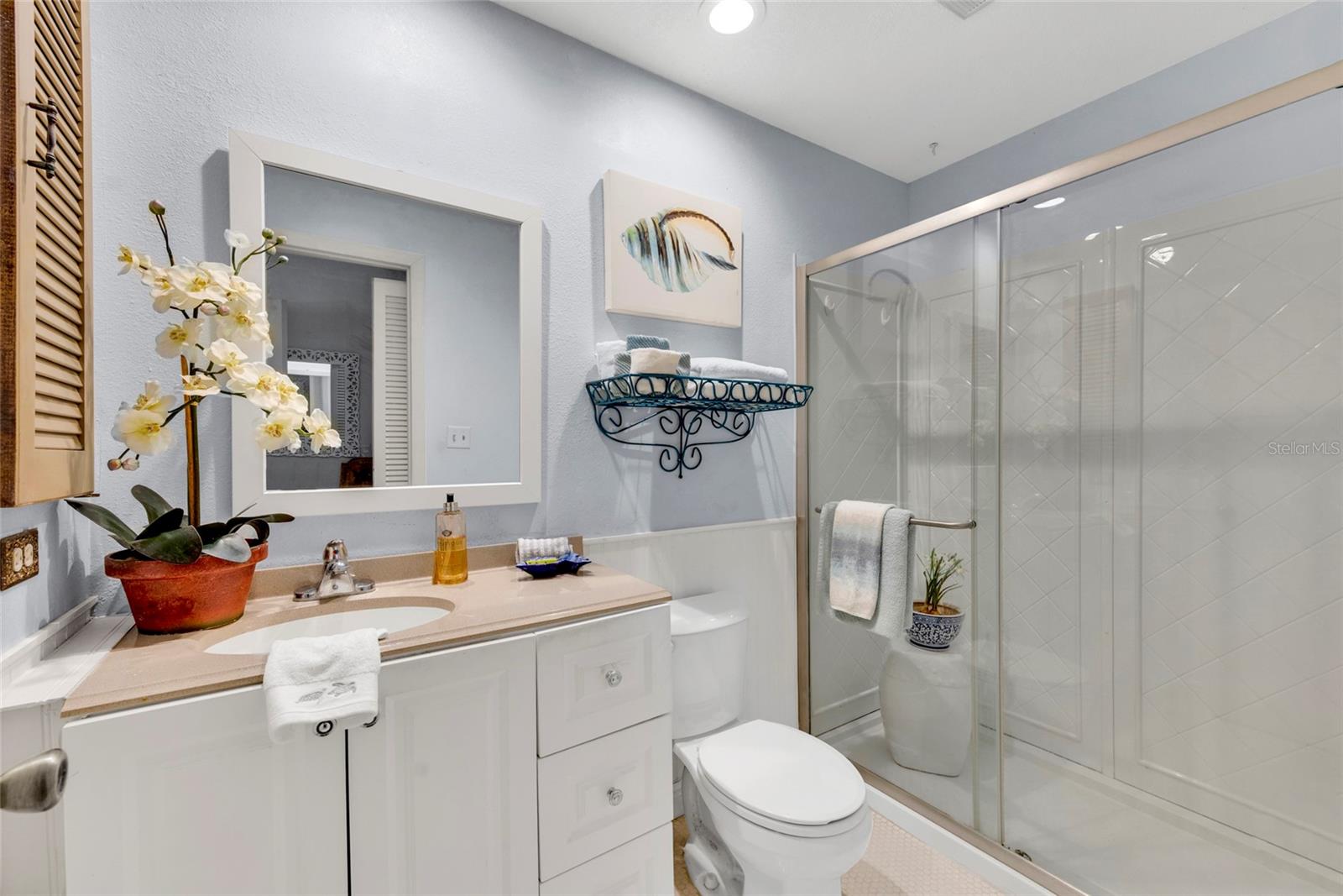 MASTER BATH WITH SHOWER NO TUB