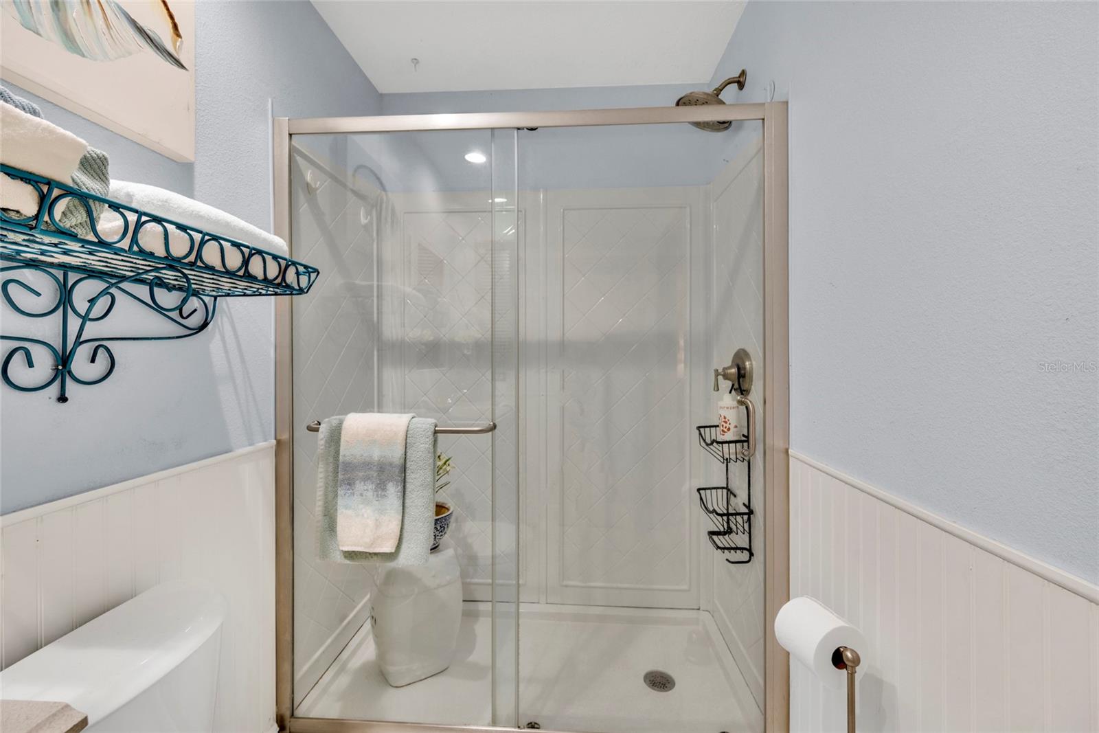 UPDATED MASTER BATH WITH SHOWER