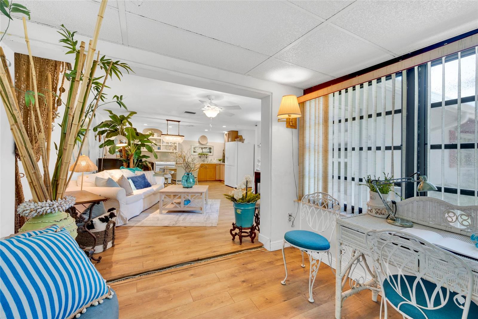 OPEN CONCEPT TO FLORIDA ROOM