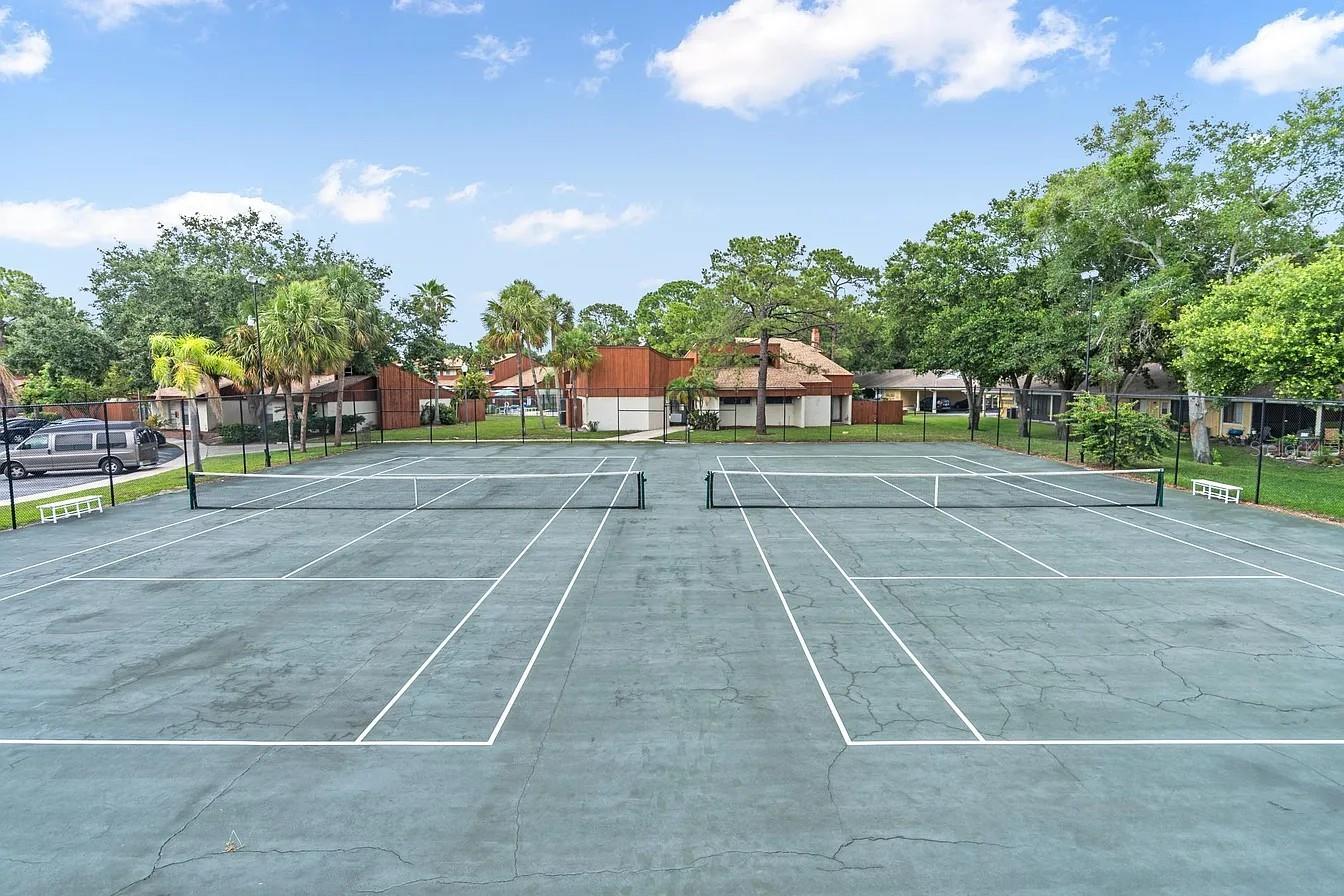 Tennis court